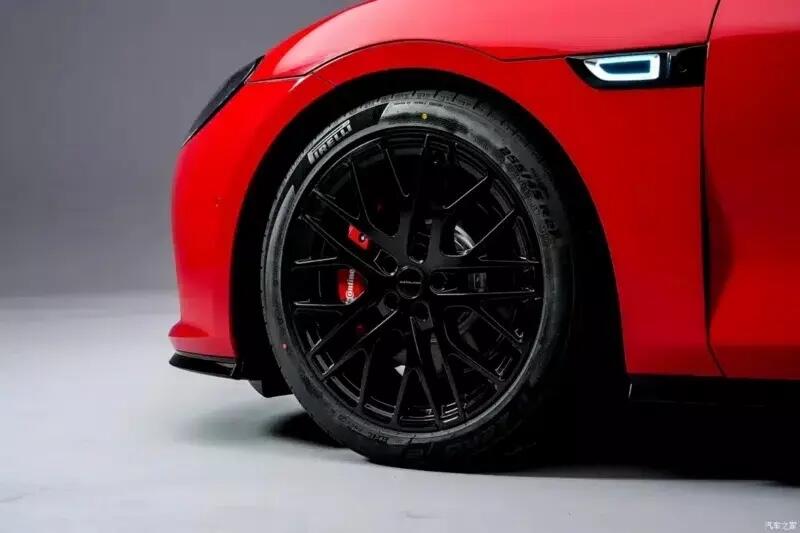 В Китае появилась новая автомобильная марка