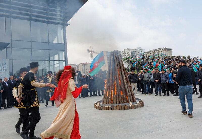 В Баку организовали грандиозный праздник Новруз