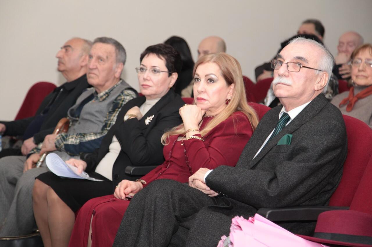 Он прожил всего 44 года… В память о яркой и трагической жизни писателя и кинодраматурга Али Гафарова