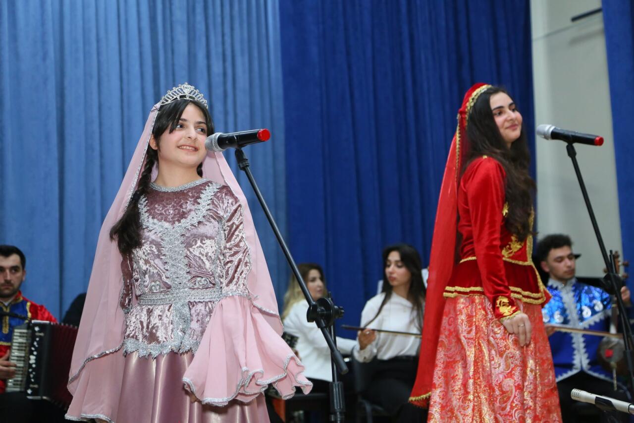 Фестиваль Новруза в Баку – особенные дети, выставка-ярмарка, концерт талантов