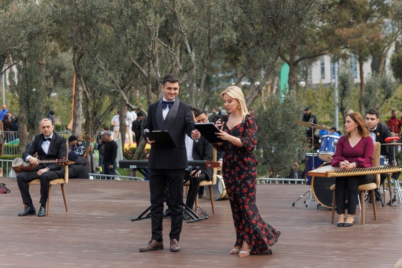 В Баку организовали грандиозный праздник Новруз