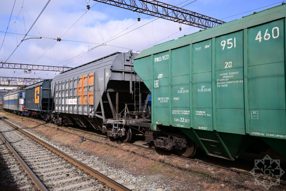 Через территорию Азербайджана в Армению отправлены еще 7 вагонов пшеницы