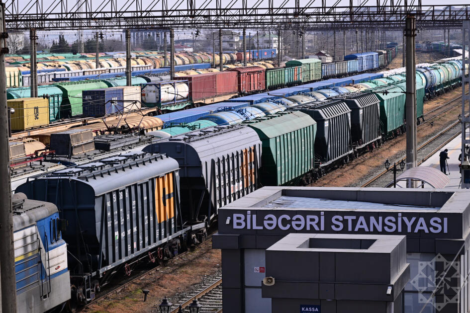 Через территорию Азербайджана в Армению отправлены еще 7 вагонов пшеницы