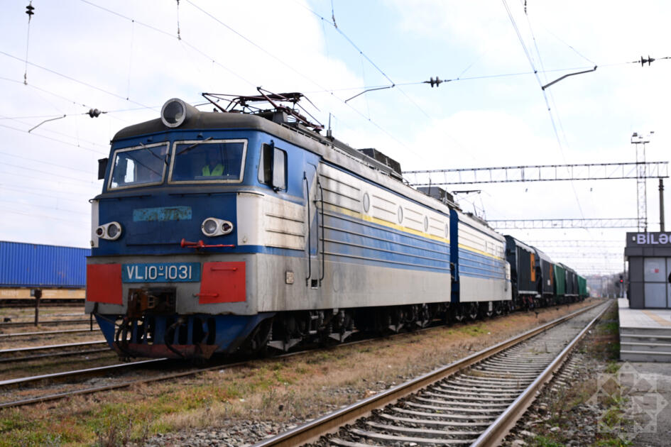 Через территорию Азербайджана в Армению отправлены еще 7 вагонов пшеницы