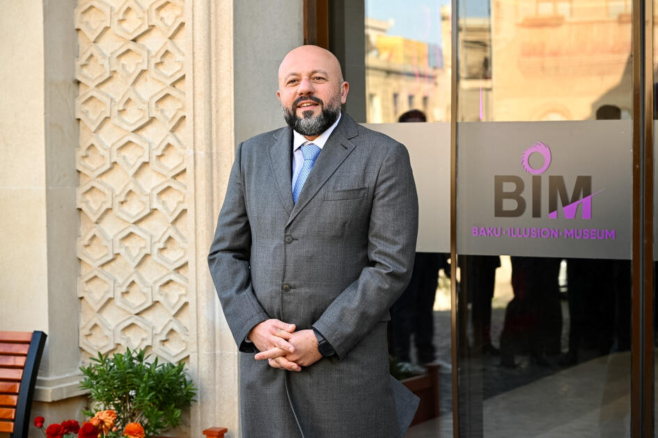 В Баку открылся Музей иллюзий