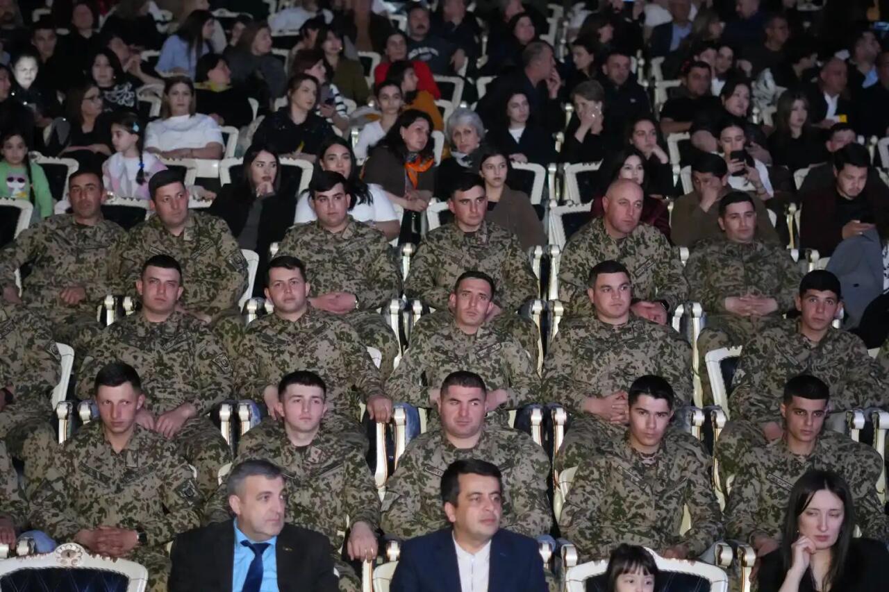 В Гяндже представлена масштабная культурная гастрольная программа