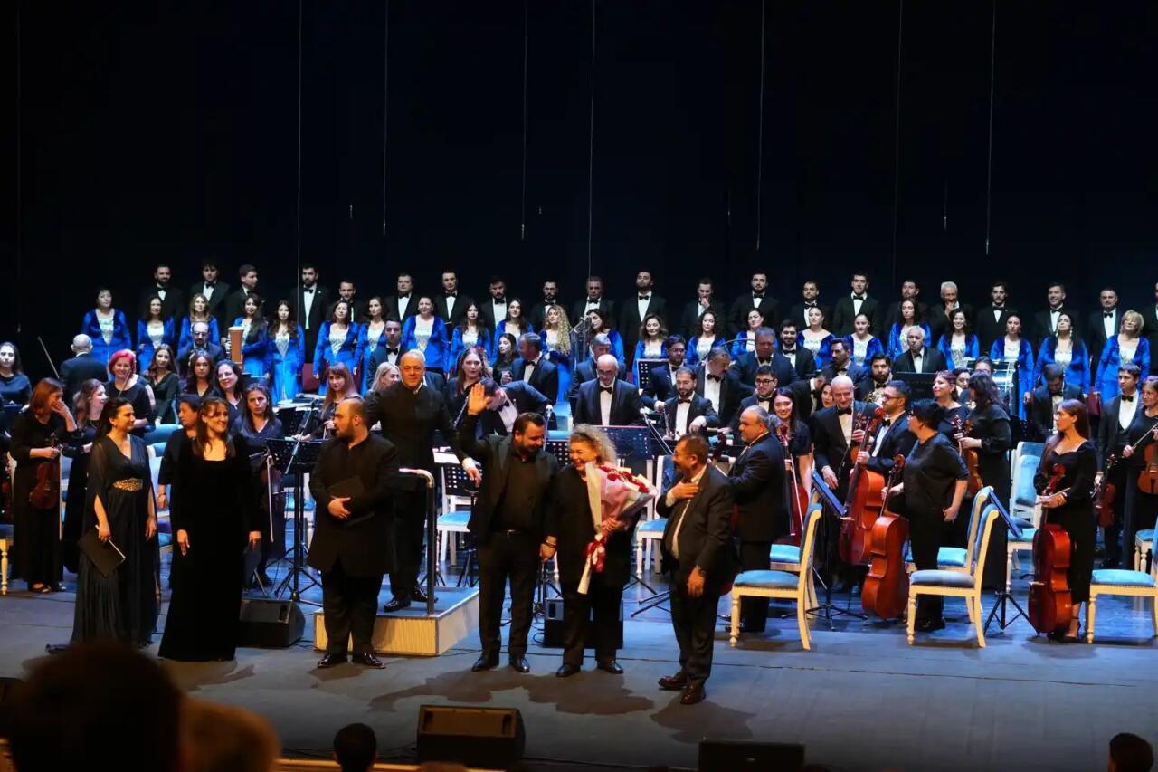 В Гяндже представлена масштабная культурная гастрольная программа