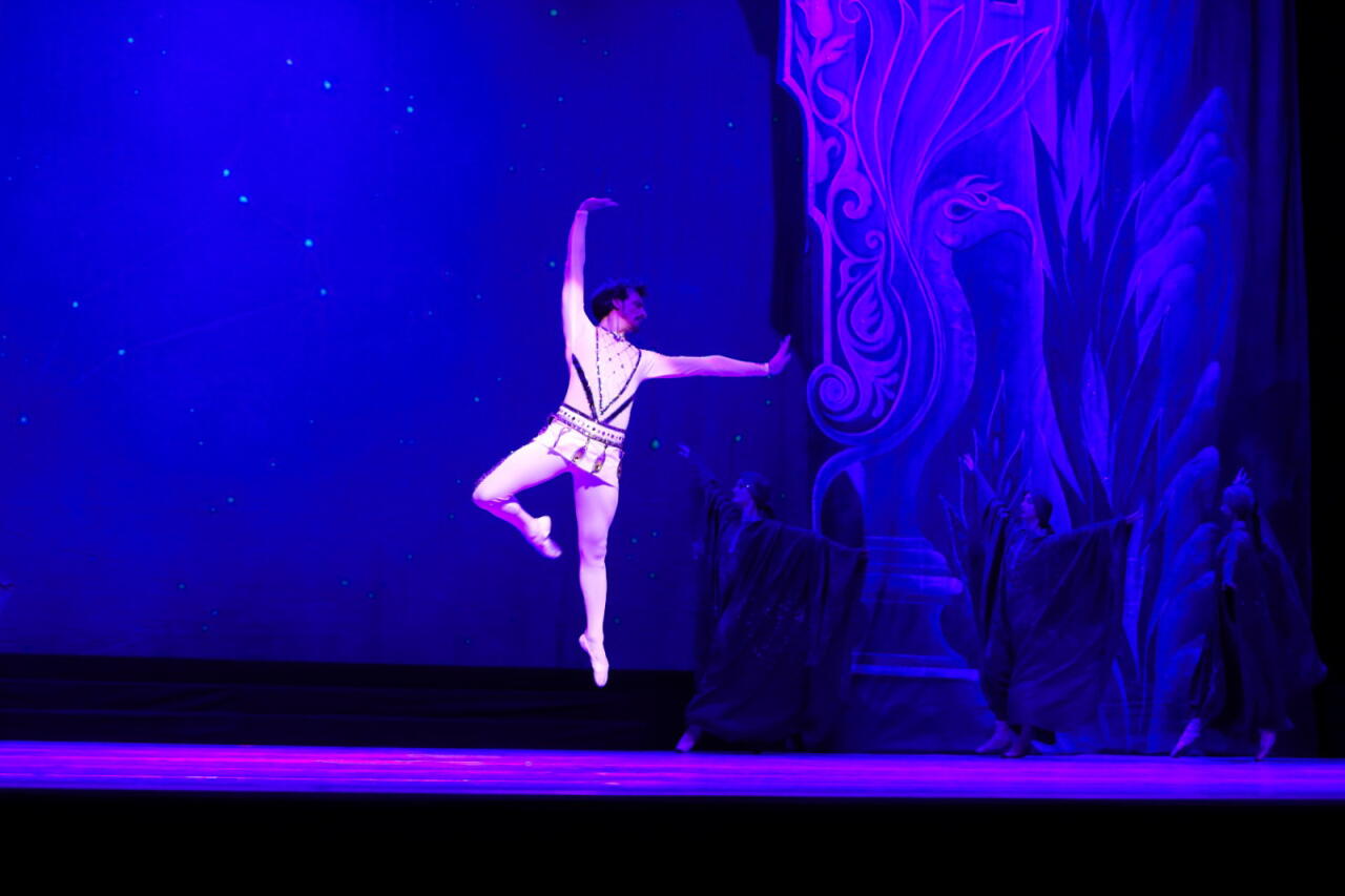 В Баку состоялся показ знаменитого балета "Тысяча и одна ночь"
