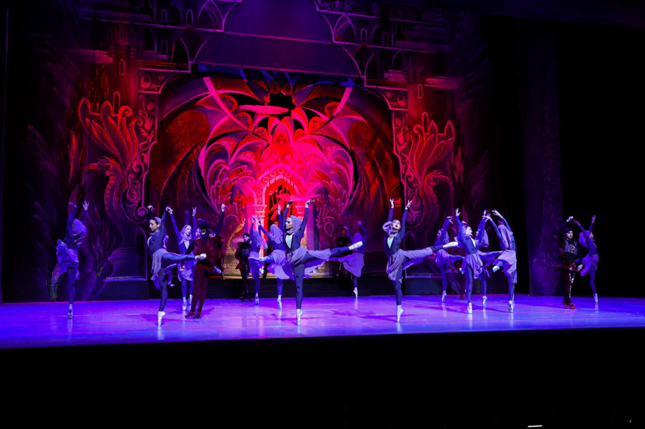 В Баку состоялся показ знаменитого балета "Тысяча и одна ночь"