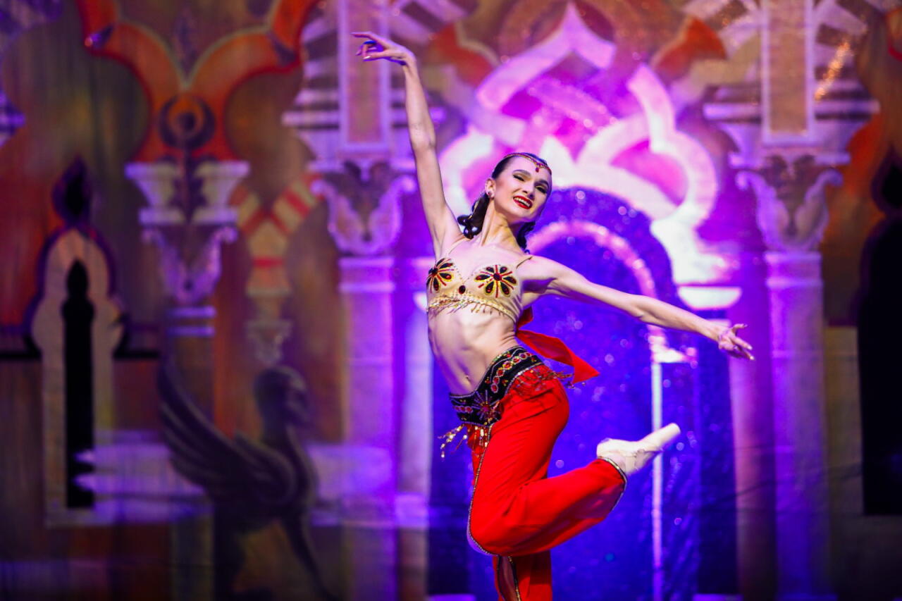 В Баку состоялся показ знаменитого балета "Тысяча и одна ночь"