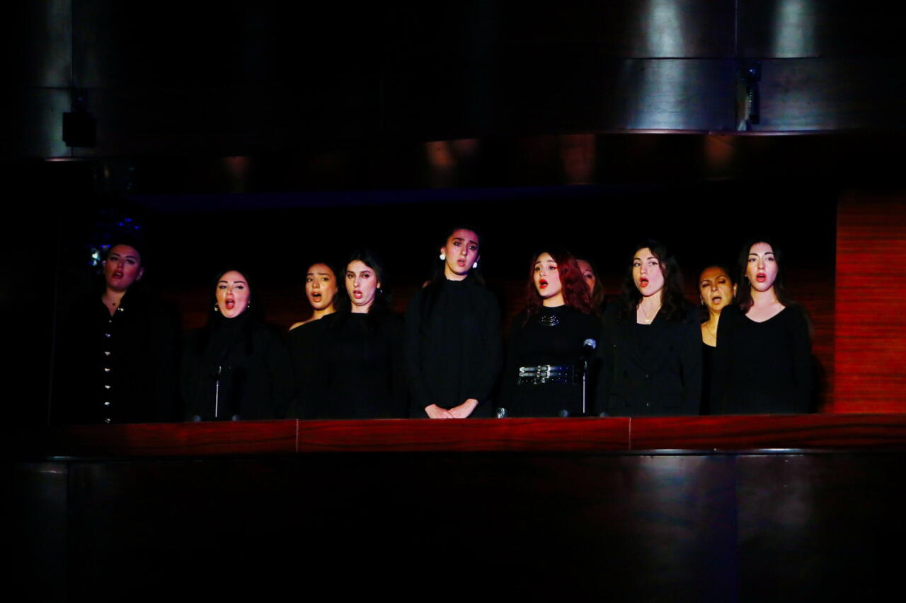 В Баку состоялся показ знаменитого балета "Тысяча и одна ночь"