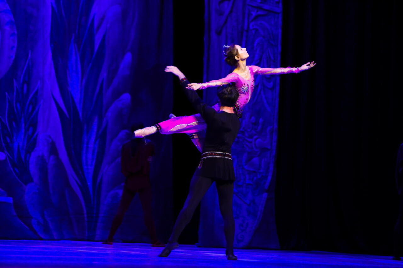 В Баку состоялся показ знаменитого балета "Тысяча и одна ночь"