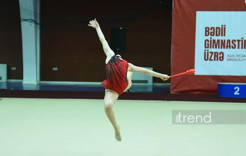 В Абшеронском Олимпийском спортивном комплексе прошло Открытое региональное первенство по художественной гимнастике