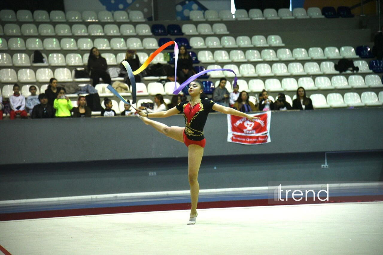 В Абшеронском Олимпийском спортивном комплексе прошло Открытое региональное первенство по художественной гимнастике