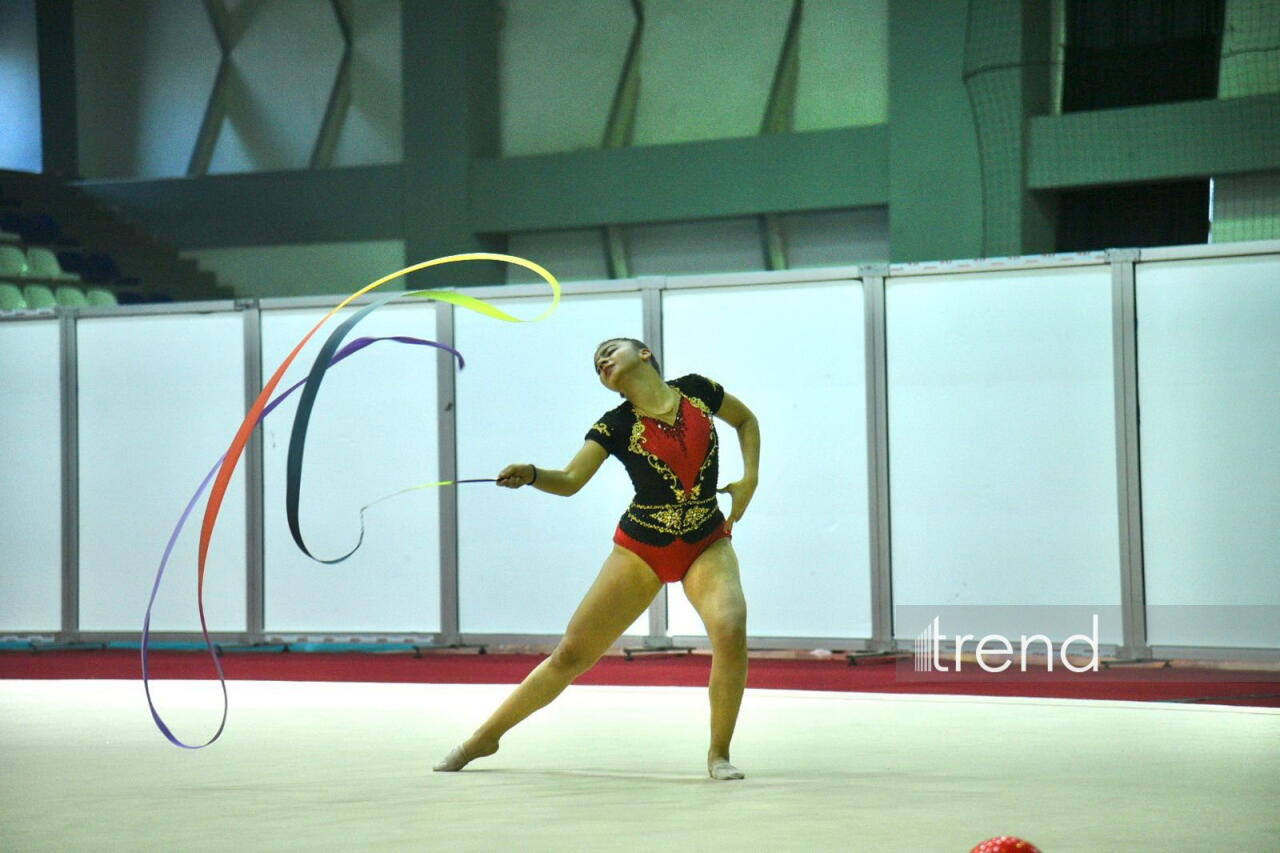 В Абшеронском Олимпийском спортивном комплексе прошло Открытое региональное первенство по художественной гимнастике