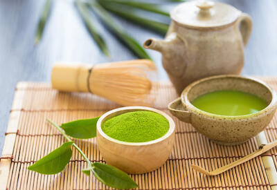 Назван популярный напиток, уменьшающий чихание при аллергии