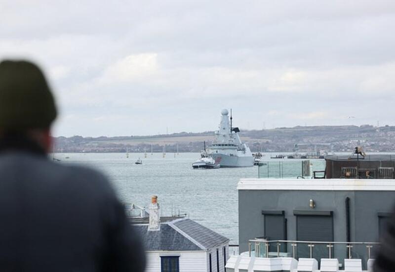 Неизвестные попытались проникнуть на базу ВМС Британии