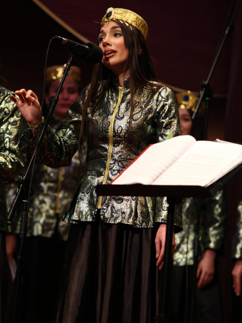 Музыка, танцы, традиции – праздничный вечер Новруза в Баку