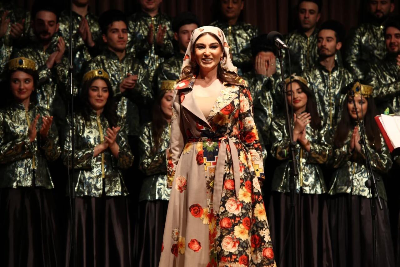 Музыка, танцы, традиции – праздничный вечер Новруза в Баку