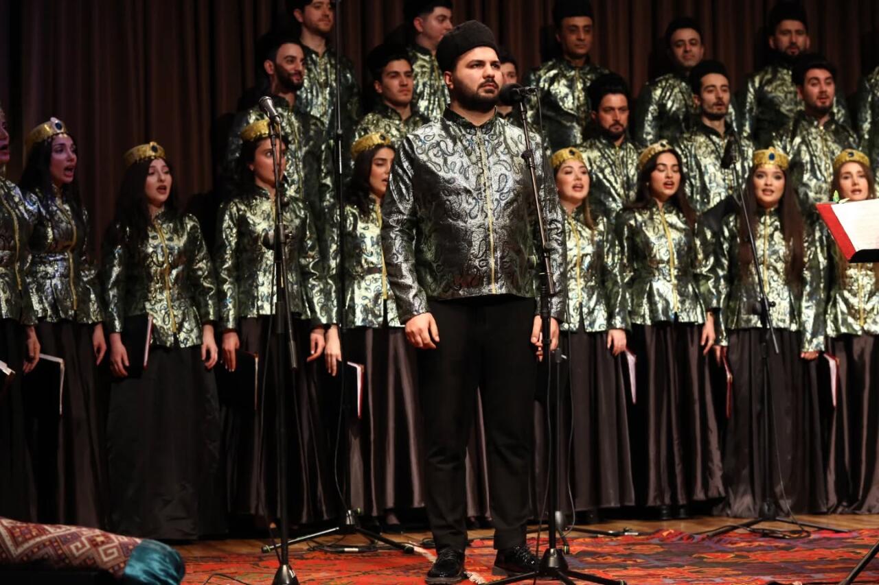 Музыка, танцы, традиции – праздничный вечер Новруза в Баку