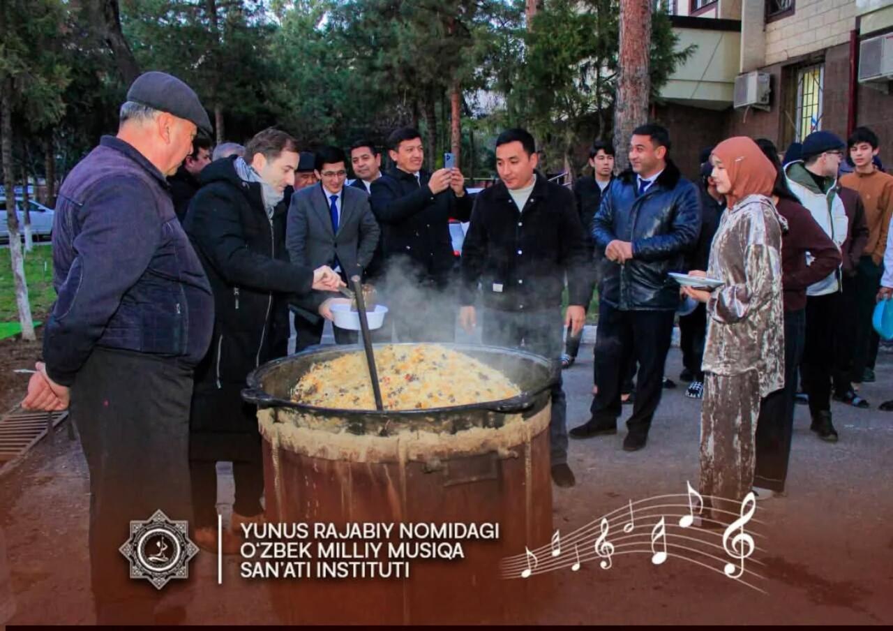 Сахиб Пашазаде выступил на узбекском телевидении и провел мастер-класс в Ташкенте