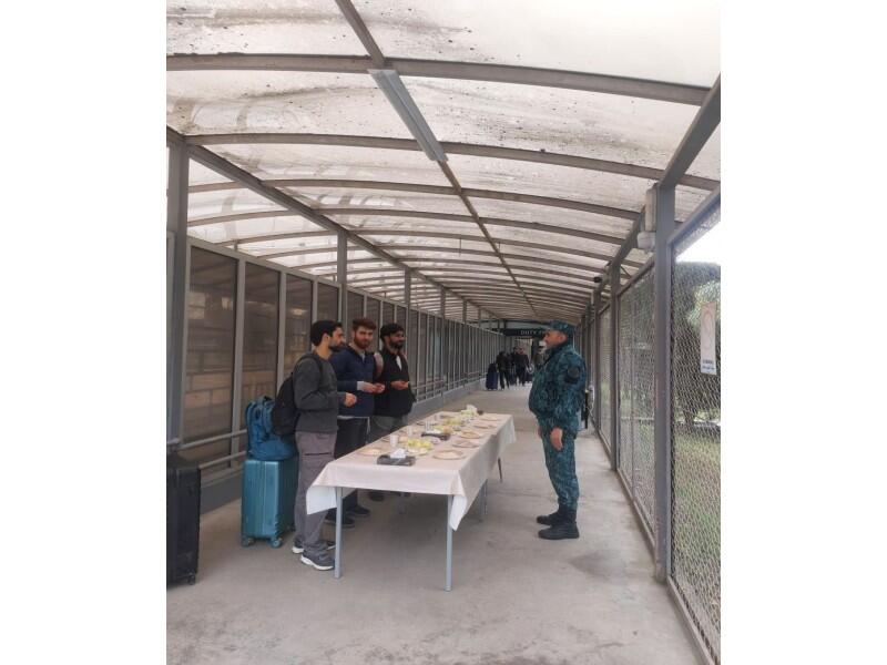 Около 3 тысяч человек эвакуированы из Ирана в Азербайджан