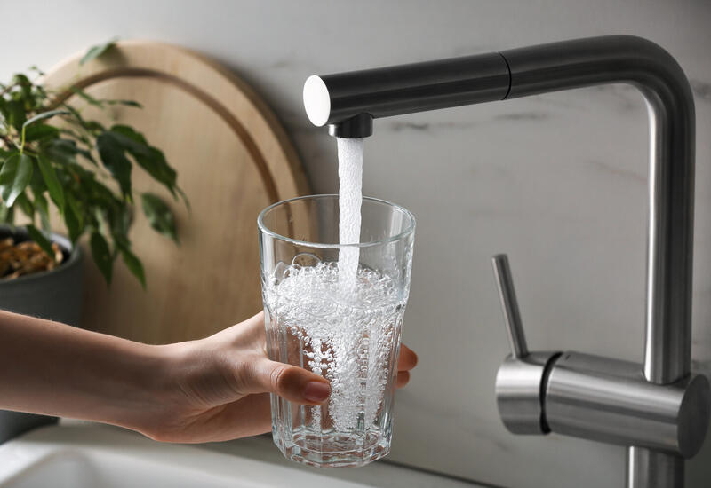 Власти Ирана попросили жителей соседних стран запастись водой