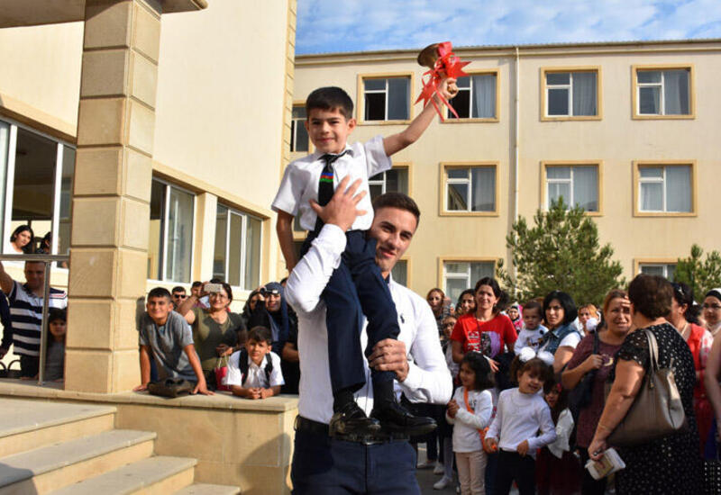 Когда пройдет "Последний звонок" в Азербайджане в этом году?