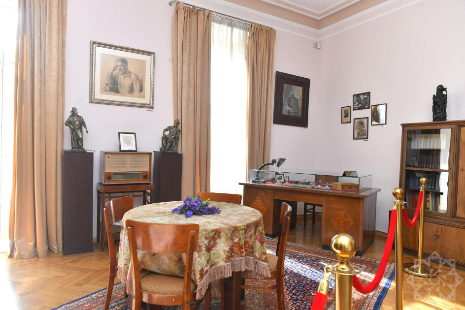 Место, где живут слова и воспоминания - дом-музей Самеда Вургуна