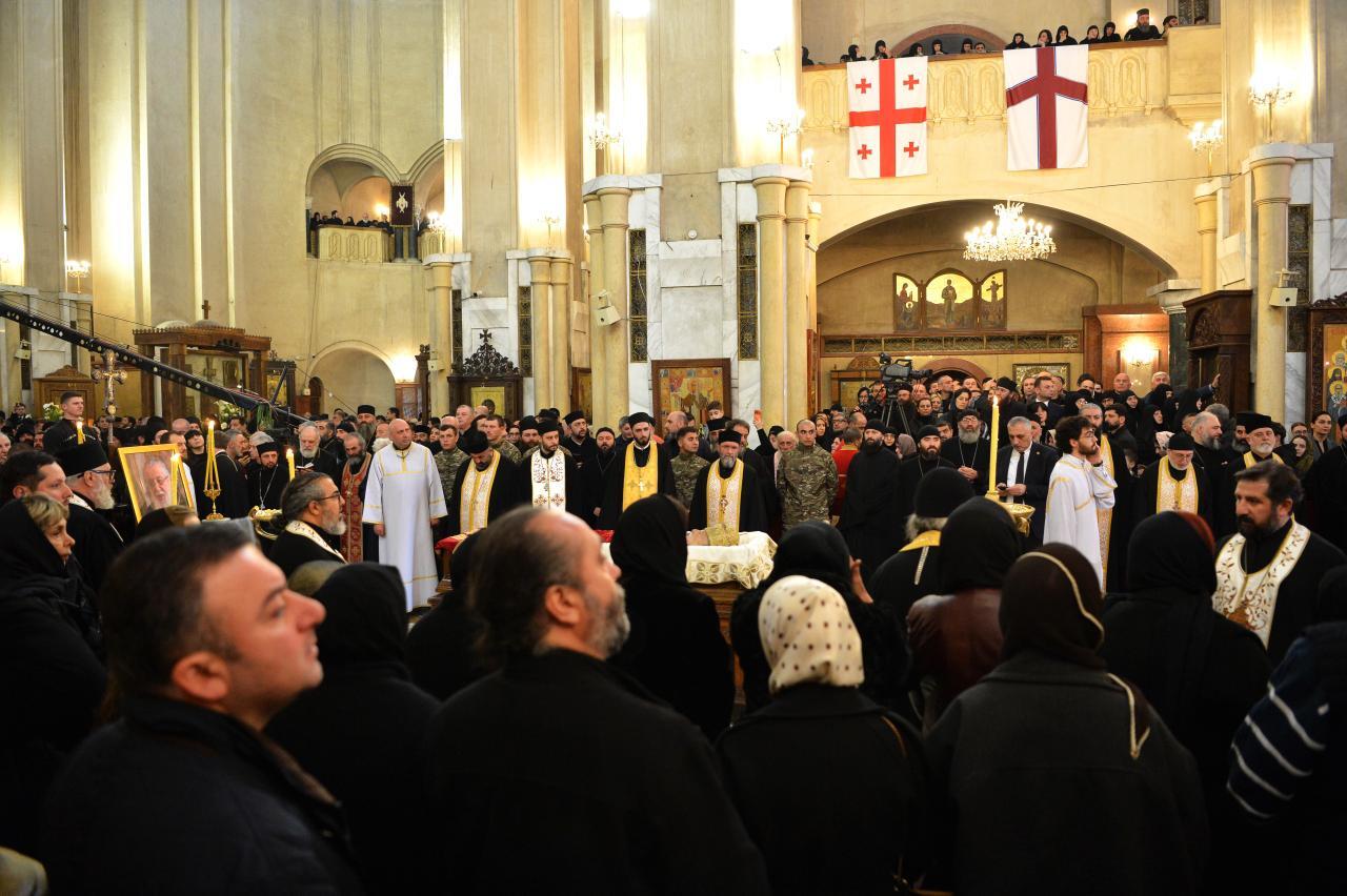 Сахиба Гафарова приняла участие в церемонии похорон Илии II