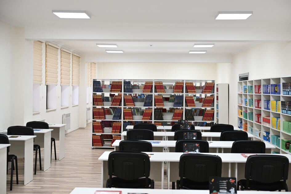 Prezident İlham Əliyev Şamaxı Avropa liseyinin yeni binasının açılışında iştirak edib