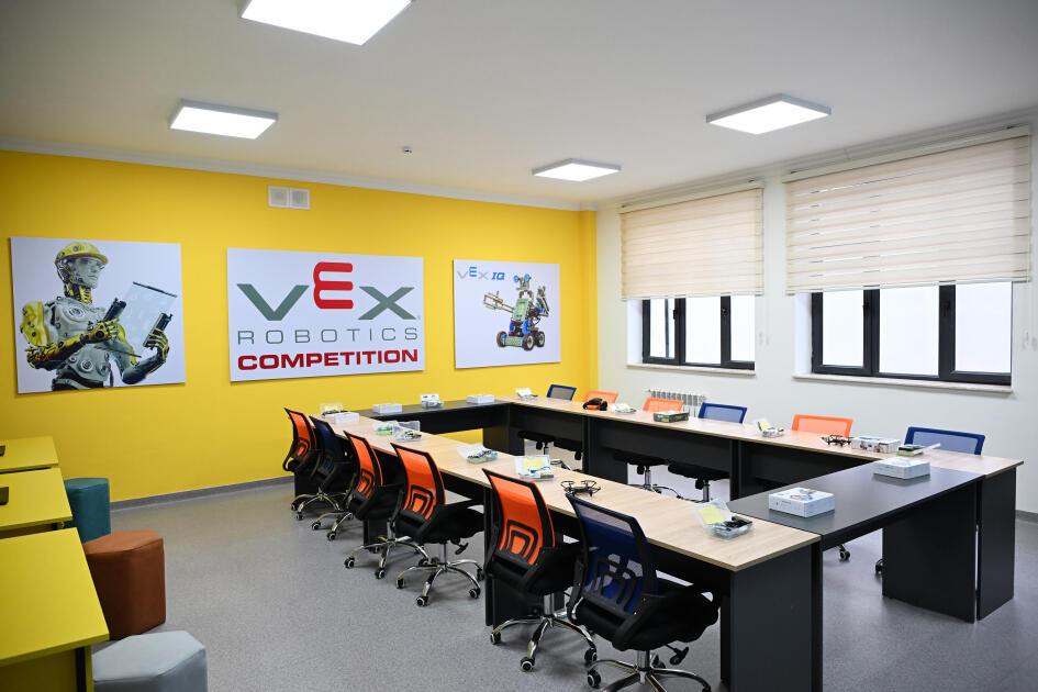 Prezident İlham Əliyev Şamaxı Avropa liseyinin yeni binasının açılışında iştirak edib