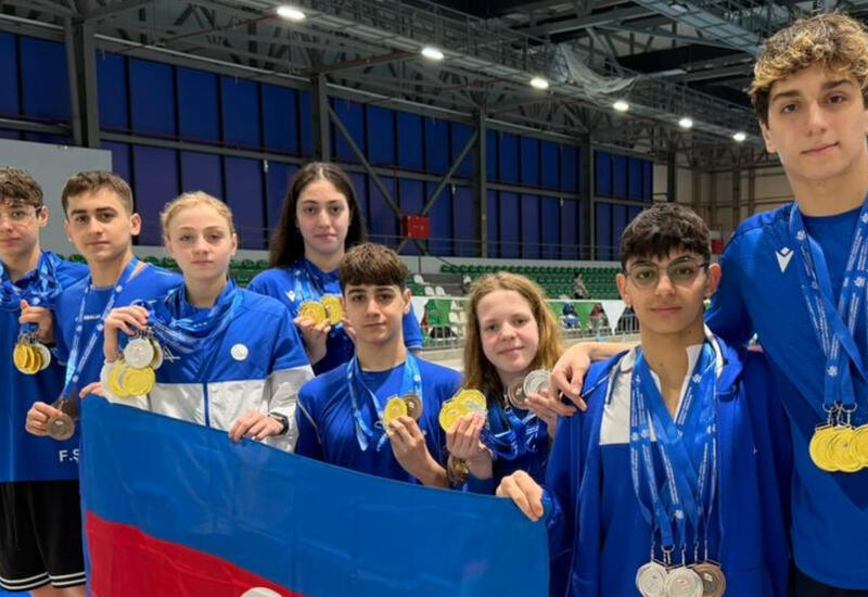 Азербайджанские пловцы завоевали 47 медалей в Грузии