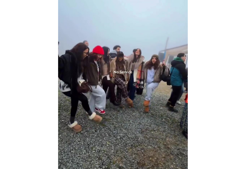 Блогер iconmekh поделились кадрами отдыха на природе