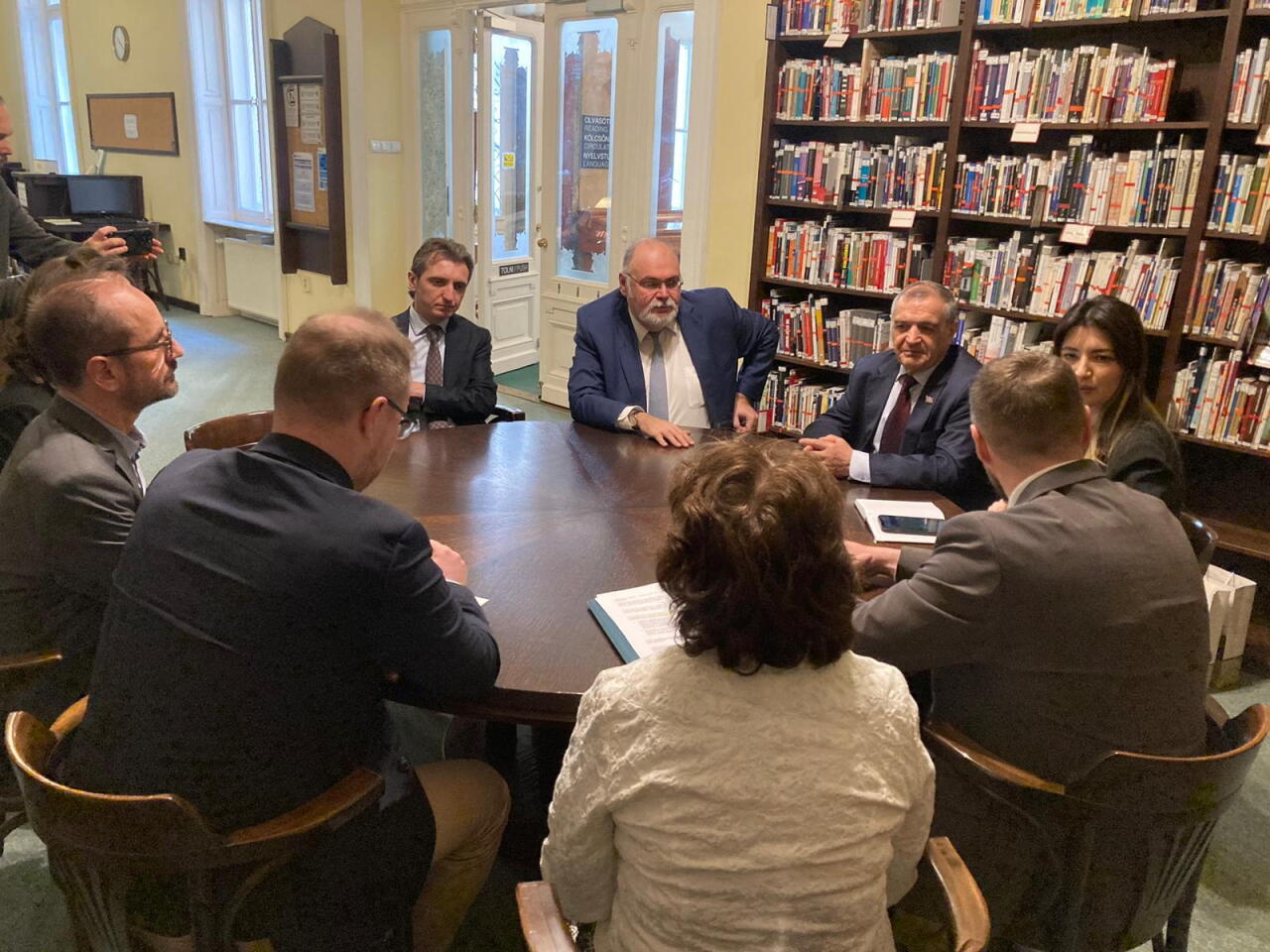 Macarıstanın Xarici Dillər Ədəbiyyatı Muzeyində Azərbaycan guşəsi yaradılıb