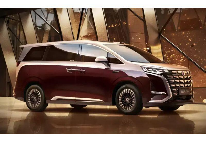 BYD выпустил обновленный минивэн с супербыстрой зарядкой