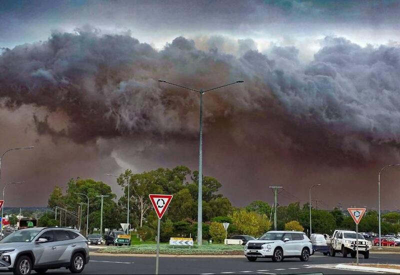 Пылевая буря в Австралии