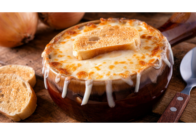 Французский луковый суп: <span class="color_red">простой рецепт дома</span>