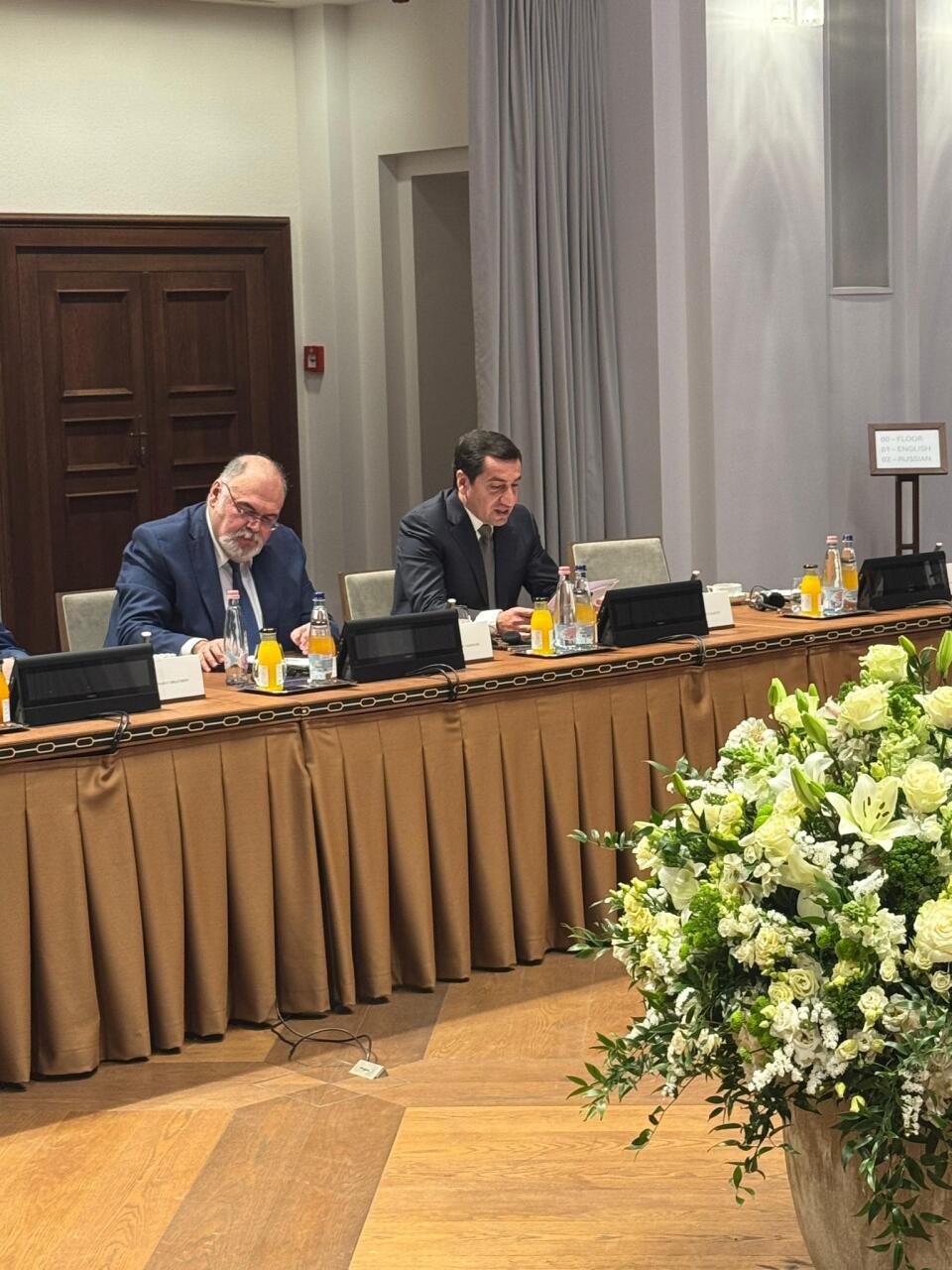 Хикмет Гаджиев принял участие во встрече помощников руководителей стран ОТГ