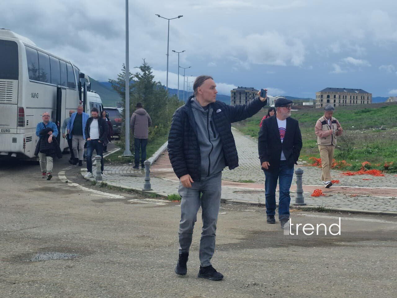 Международные путешественники ознакомились с восстановлением и строительством в Физули