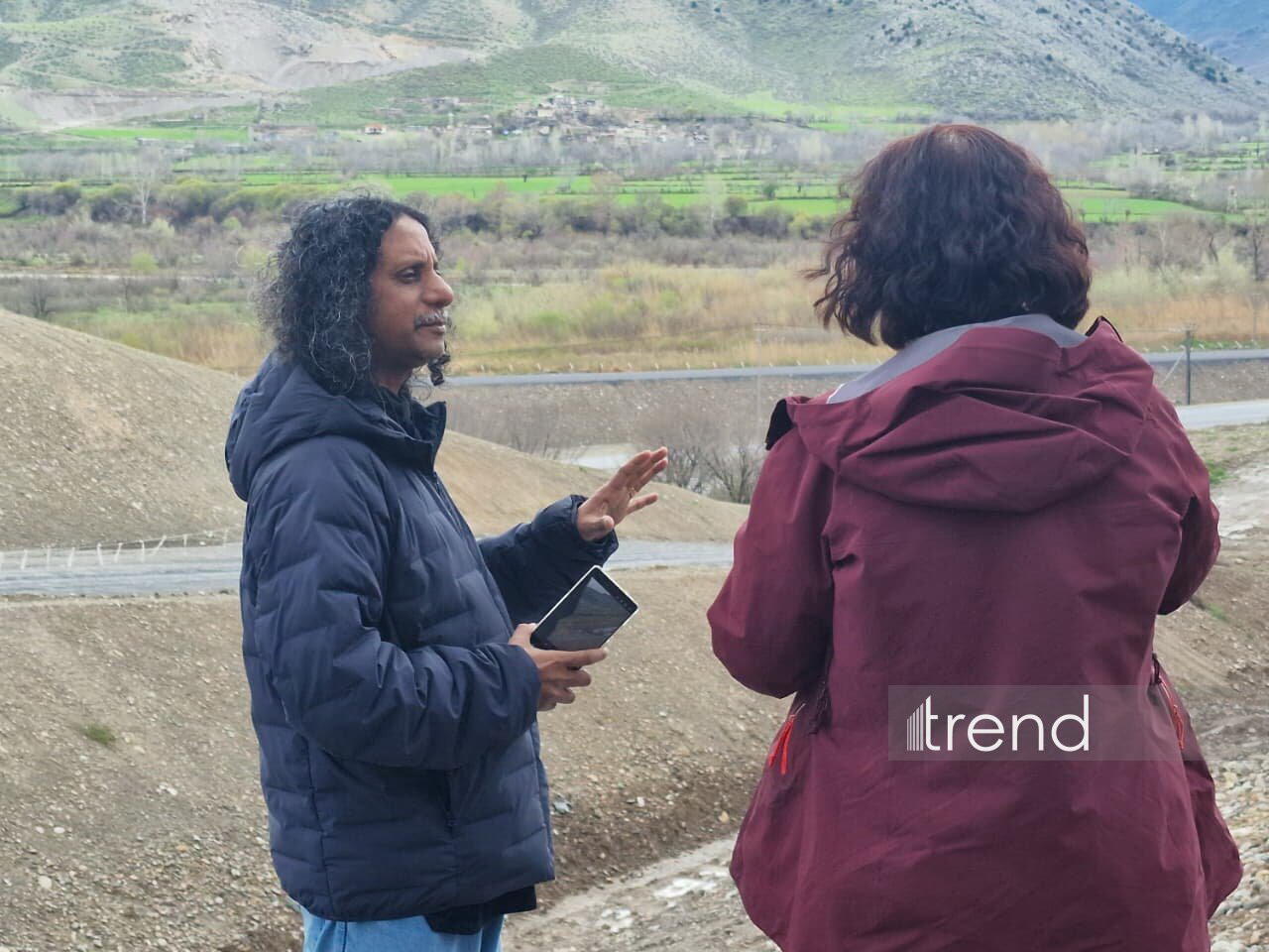Международные путешественники ознакомились с работами на автомобильной и железной дороге Горадиз-Агбенд