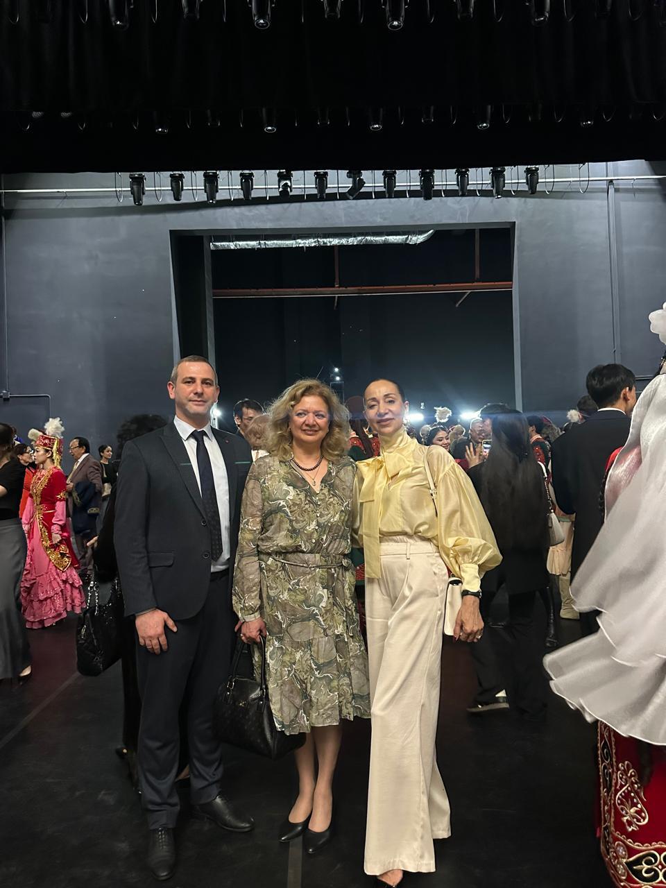 Коллектив Бакинской хореографической академии выступил на гала-концерте "ӨРЛЕУ. Эхо тюркских танцев" в Алматы