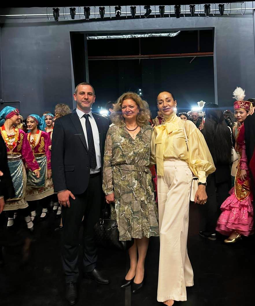 Коллектив Бакинской хореографической академии выступил на гала-концерте "ӨРЛЕУ. Эхо тюркских танцев" в Алматы