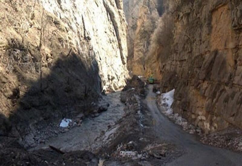 На дороге Губа–Хыналыг произошел обвал,