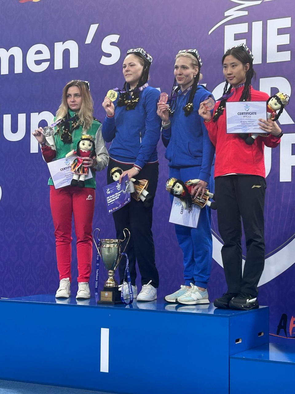 Азербайджанская фехтовальщица завоевала "бронзу" на Кубке мира