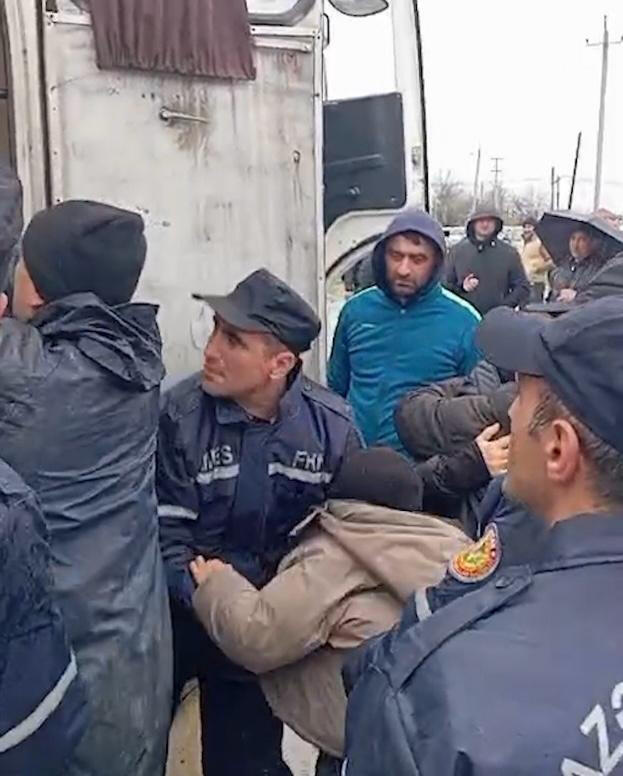 Xaçmazın Cığatay kəndində evlərini su basan 22 nəfər təxliyə edilib