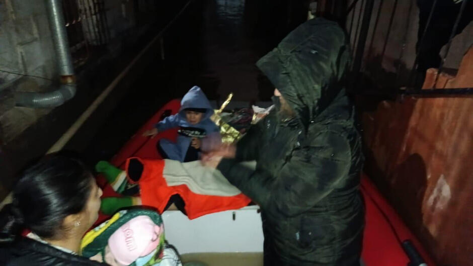 Ливни в Азербайджане: эвакуированы более 100 человек