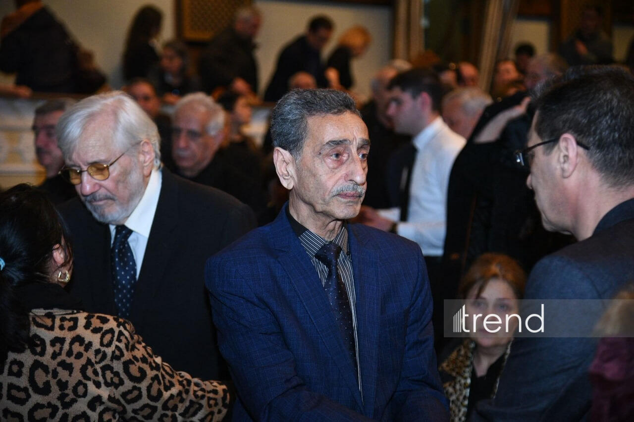 В Баку состоялась церемония прощания с Расимом Балаевым