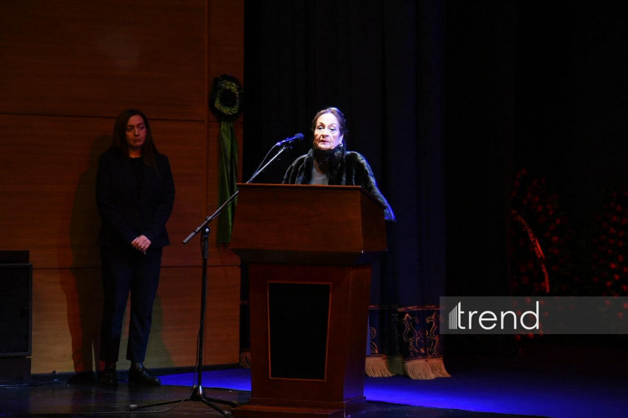 В Баку состоялась церемония прощания с Расимом Балаевым