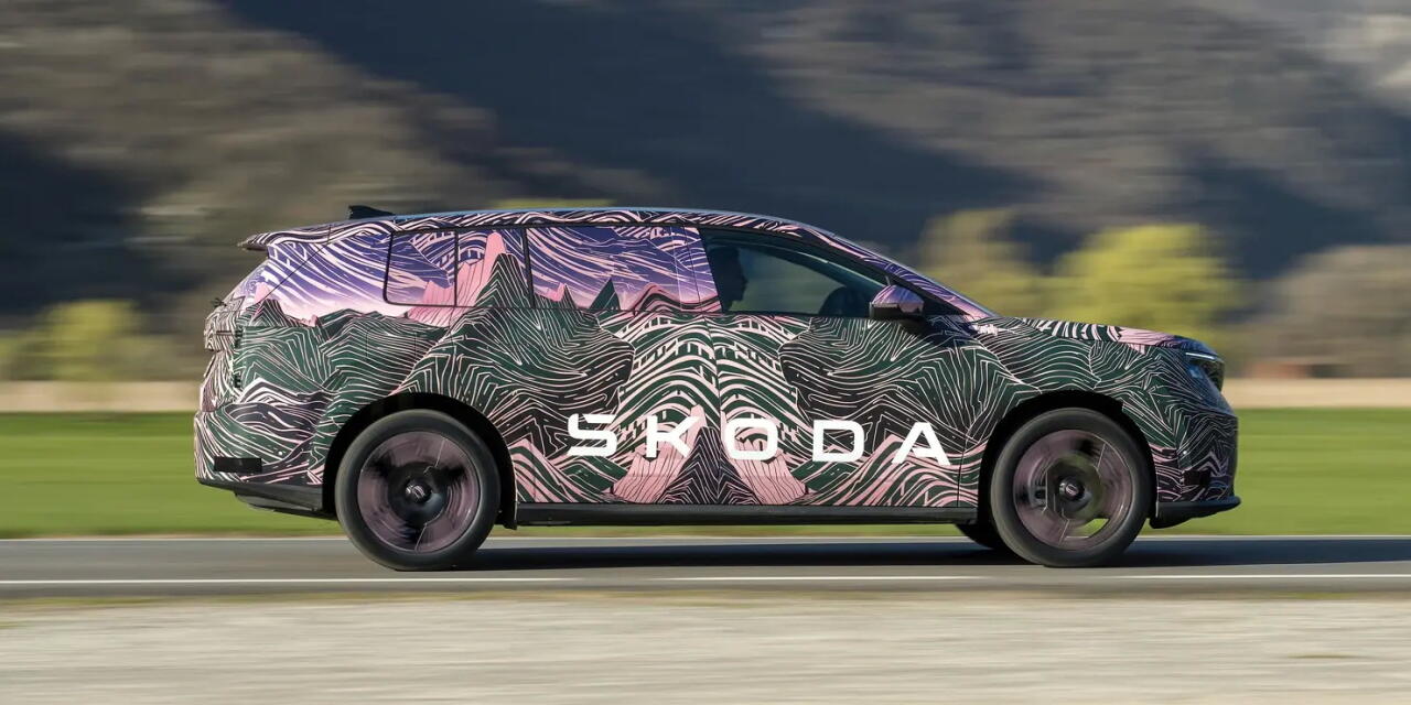 Появились первые фотографии нового кроссовера Skoda Peaq